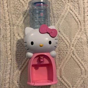 Hello Kitty beverage dispenser, fun for party